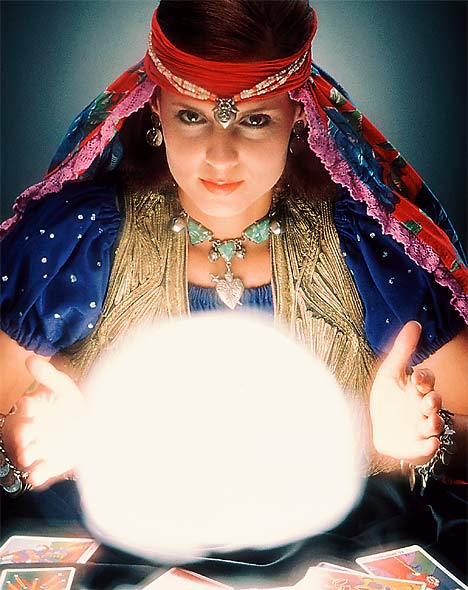clairvoyantDM1802_468x590